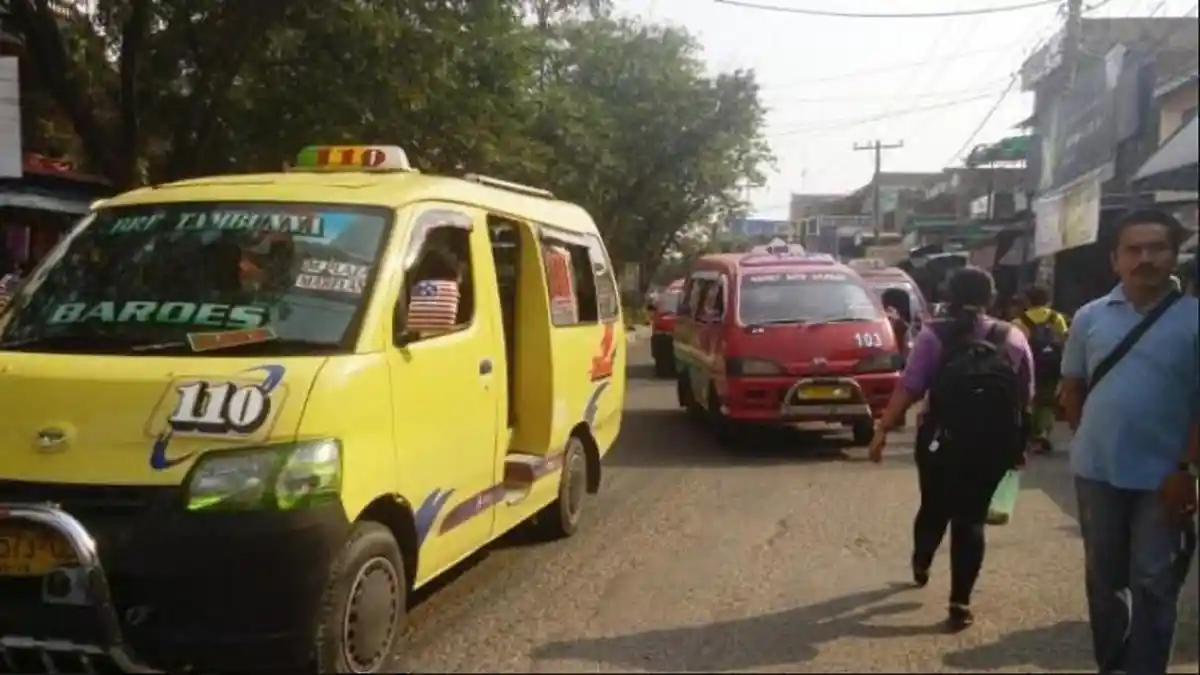 TARIF Angkutan Umum di Medan Naik Mulai Besok akibat Kenaikan Harga BBM, Rp 6500 per Estafet