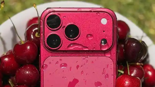 Bukan Hitam atau Oranye, Dark Cherry Disebut Jadi Andalan Baru iPhone 18 Pro