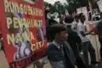 Demo HMI Desak Jokowi Copot Menteri BUMN dan ESDM