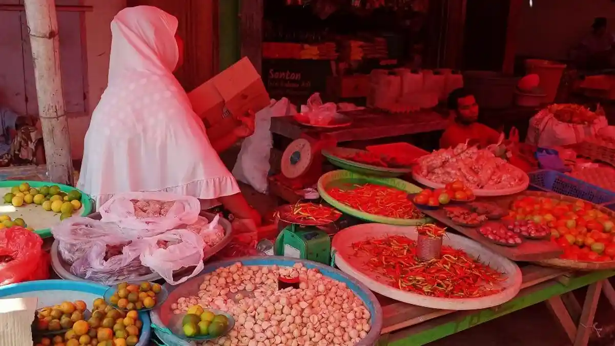 Harga Bahan Pokok di Kabupaten Gorontalo Kamis 07 Desember 2023, Cabai Rawit Rp 120 Ribu per Kg
