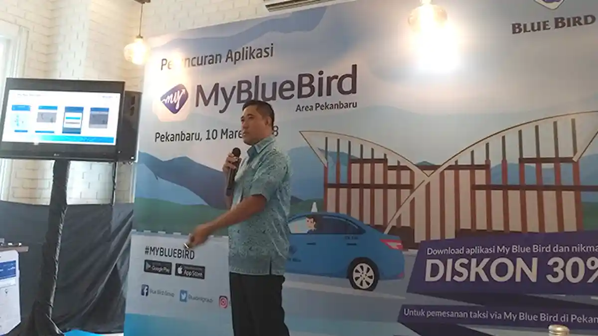 Kabar Gembira, Diskon Spesial Jika Masyarakat Pekanbaru Pesan Taksi Lewat Aplikasi 'My Blue Bird'
