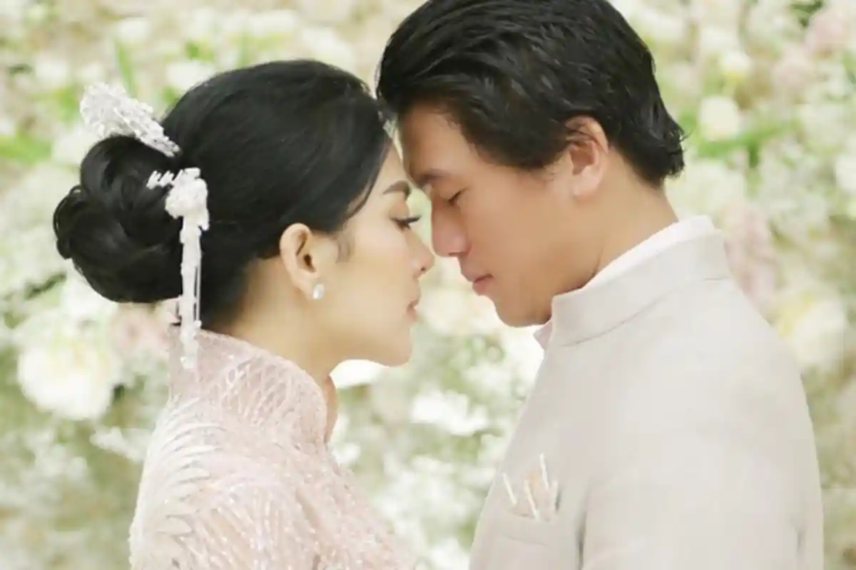 Syahrini: Saya Single dan Dia Single, Apa Salahnya?