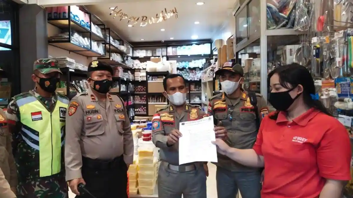 Pemkot Metro Lampung Berikan Sanksi Tiga Tempat Usaha yang Melanggar Jam Operasional PPKM Mikro