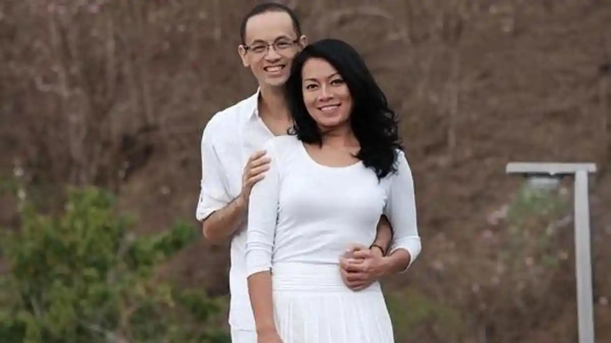 Suami Dewi Lestari, Reza Gunawan Meninggal Dunia Setelah Sebulan Dirawat di Rumah Sakit