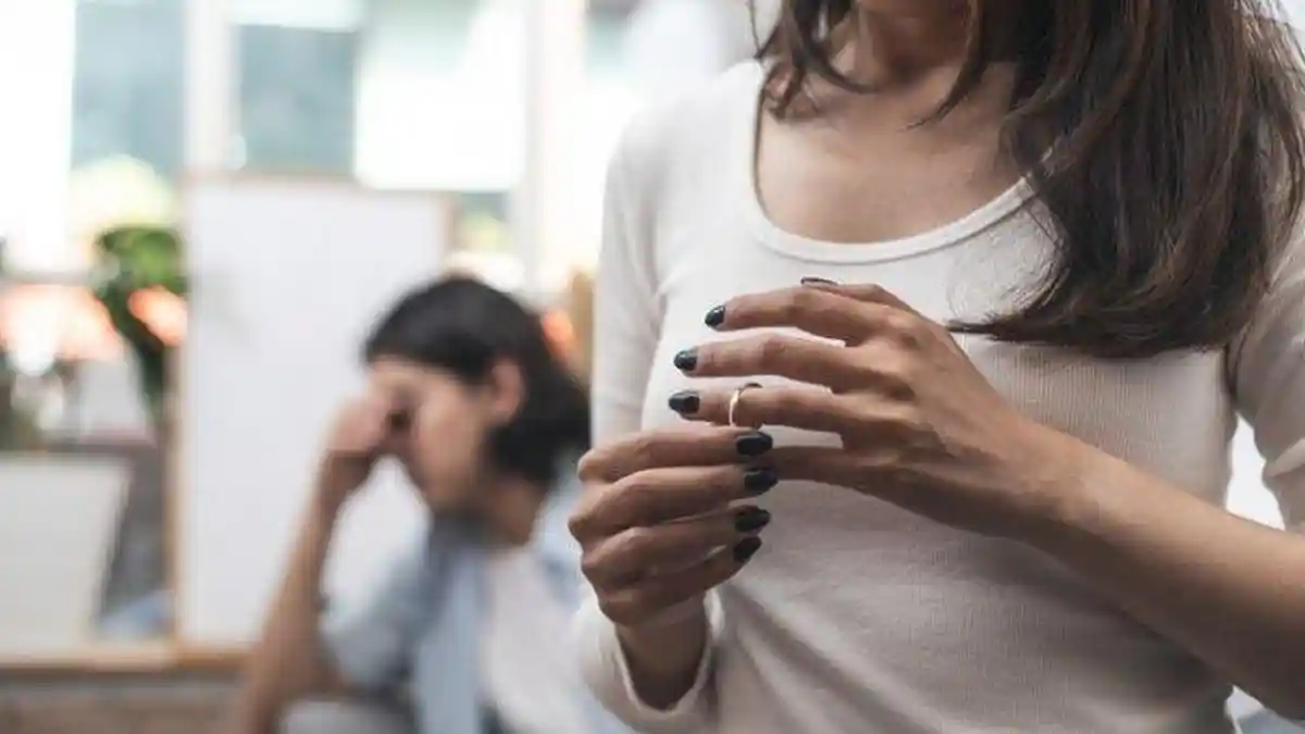 Stop Salahkan Istri Selingkuh! Ini 4 Kunci Suami Mengamankan Pernikahan, Bukan Cuma Beri Harta