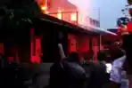 Rumah Warga Puri Wahid Salatiga Terbakar, Damkar Kesulitan Masuk