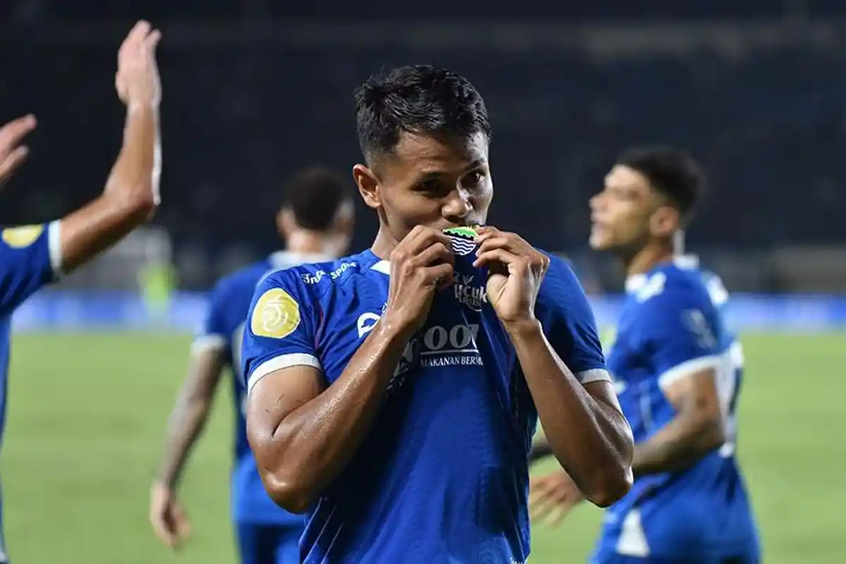 Hasil Liga 1: Duel Panas Persib Bandung vs Arema FC Imbang 1-1, Dimas Drajad Pecah Telur