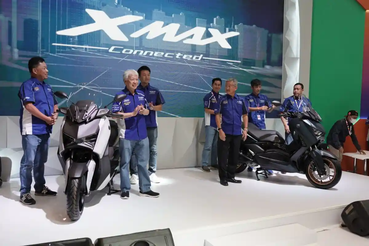 Skutik Premium Yamaha XMAX Connected Diburu pada Ajang IMOS 2022