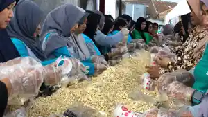 Perajin-Tempe-Beji-Kota-Batu-Pilih-Mengurangi-Ukuran-Tempe-Hingga-Tak-Produksi.jpg